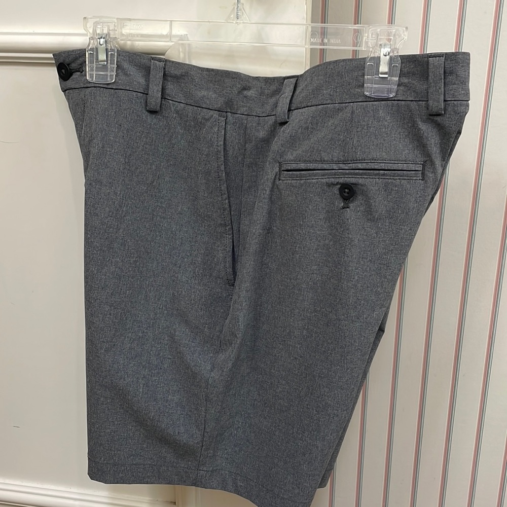 Mens athletic shorts